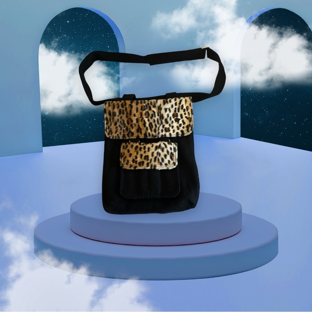 Comeco Women's Black/ Leopard Print Fanny Pack - Fashion Waist Pack